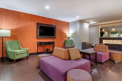 Photo 4 - Comfort Suites Georgetown
