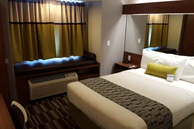 Photo 5 - Microtel Inn & Suites by Wyndham Bellevue/Omaha