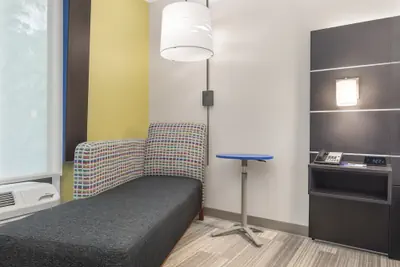 Photo 4 - Holiday Inn Express & Suites Hardeeville - Hilton Head by IHG