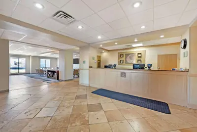 Photo 4 - Comfort Inn & Suites Rawlins