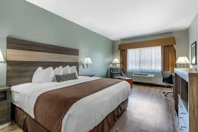 Photo 2 - Best Western Plus Victoria Inn & Suites