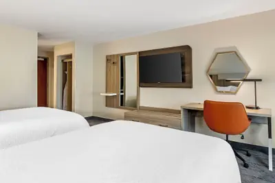 Photo 5 - Holiday Inn Express Hotel & Suites Camden-I20 (Hwy 521) by IHG