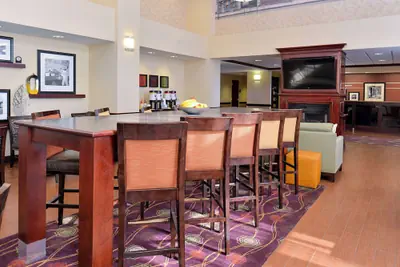 Photo 3 - Hampton Inn & Suites Dayton - Vandalia