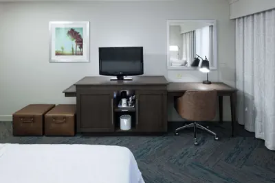 Photo 4 - Hampton Inn Los Angeles-Orange County-Cypress