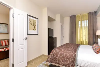 Photo 4 - Staybridge Suites Houston West / Energy Corridor by IHG