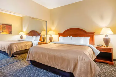 Photo 2 - Clarion Inn Ormond Beach at Destination Daytona