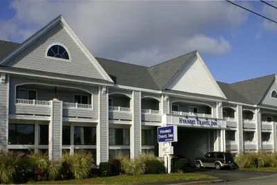 Photo 2 - Hyannis Travel Inn