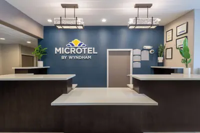 Photo 3 - Microtel Inn & Suites by Wyndham Tracy