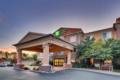 Photo 2 - Holiday Inn Express Hotel & Suites Lancaster-Lititz by IHG