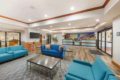 Photo 4 - Best Western Plus Midwest City Inn & Suites