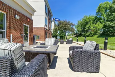 Photo 5 - Comfort Suites Mount Vernon