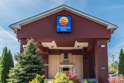 Photo 2 - Quality Inn Belle Vernon