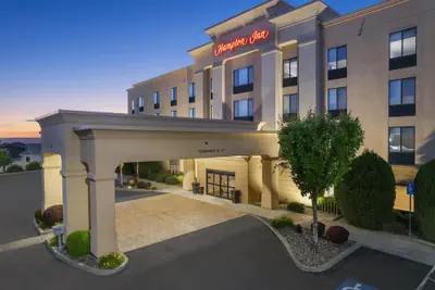 Photo 2 - Hampton Inn Pendleton