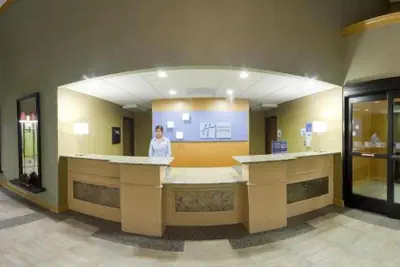 Photo 3 - Holiday Inn Express & Suites - Thornburg, S. Fredericksburg by IHG