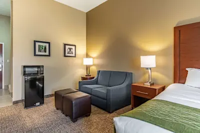 Photo 5 - Comfort Inn & Suites Tuscumbia - Muscle Shoals