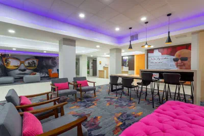 Photo 4 - La Quinta Inn & Suites by Wyndham Augusta/Fort Eisenhower