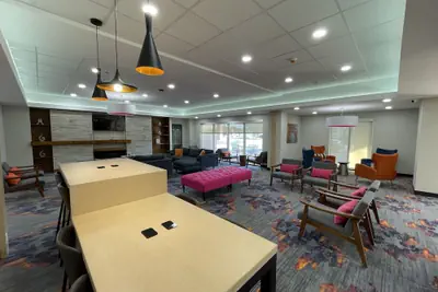 Photo 3 - La Quinta Inn & Suites by Wyndham Augusta/Fort Eisenhower