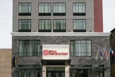 Photo 2 - Hilton Garden Inn Iowa City Downtown University