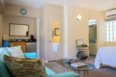 Photo 3 - The Hideaway - 21 and Over - A Town & Desert Boutique Hotel