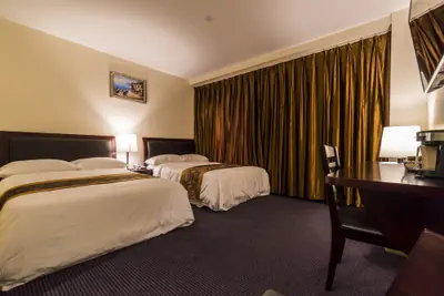 Photo 5 - John Hotel