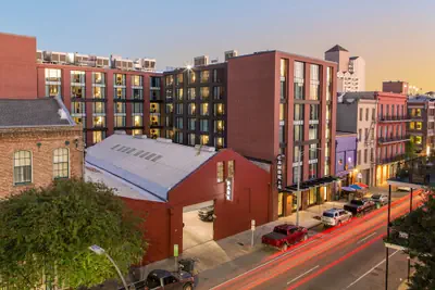 Photo 2 - Cambria Hotel New Orleans Downtown Warehouse District