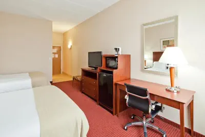 Photo 5 - Quality Inn & Suites Lawrenceburg