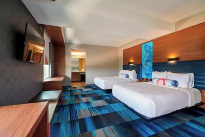 Photo 2 - Aloft by Marriott Cleveland Airport