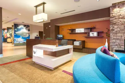 Photo 4 - Fairfield Inn & Suites by Marriott Asheville Tunnel Road