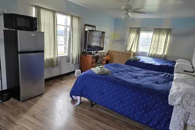 Photo 5 - Mountaineer Motel