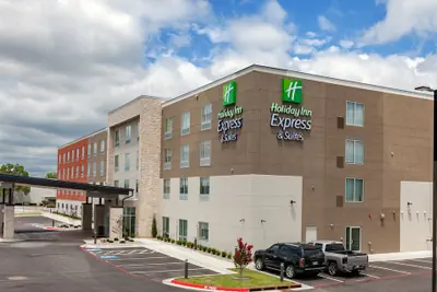 Photo 2 - Holiday Inn Express & Suites Tulsa South - Woodland Hills by IHG