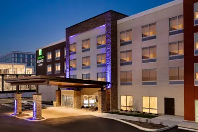 Photo 2 - Holiday Inn Express and Suites-Cincinnati NE - Red Bank Road by IHG