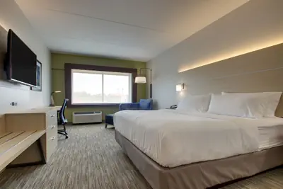 Photo 4 - Holiday Inn Express and Suites-Elizabethtown North by IHG