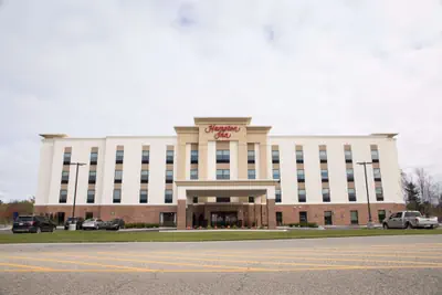 Photo 2 - Hampton Inn Big Rapids