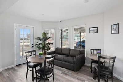 Photo 4 - The Beach House