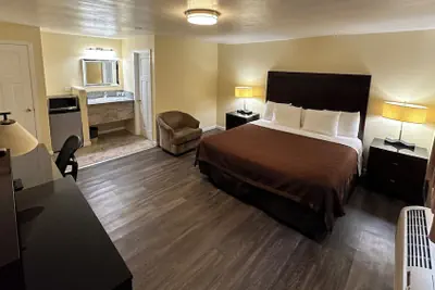 Photo 5 - Relax Inn of Medford