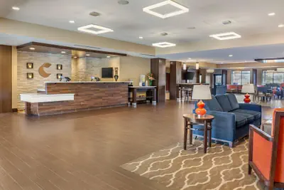 Photo 4 - Comfort Suites Florence - Cincinnati South