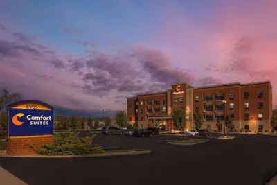Photo 2 - Comfort Suites Florence - Cincinnati South