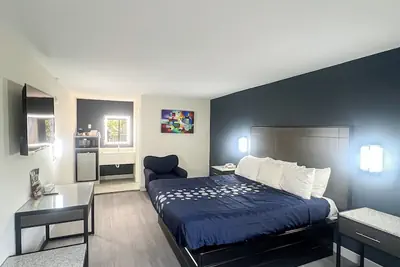 Photo 2 - Travel Inn