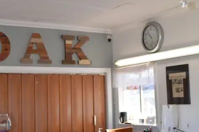 Photo 5 - The Oak Motel