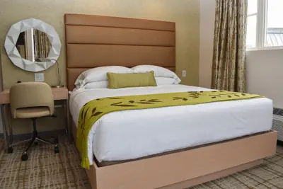 Photo 4 - The Fredonia Hotel and Convention Center