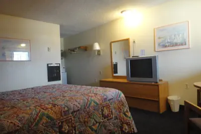 Photo 5 - Econo Lodge Las Vegas NM