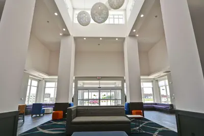 Photo 3 - Hilton Garden Inn Tulsa-Broken Arrow