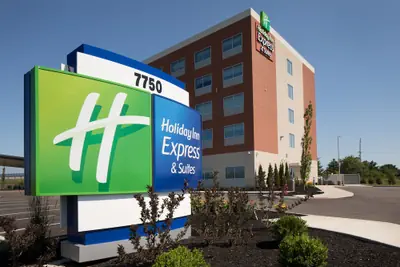 Photo 2 - Holiday Inn Express & Suites-Cincinnati North - Liberty Way by IHG