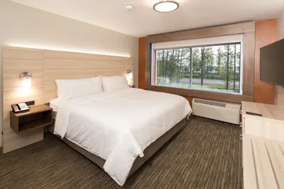 Photo 4 - Holiday Inn Express & Suites Gaylord by IHG