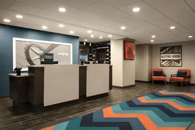 Photo 5 - Hampton Inn Kernersville