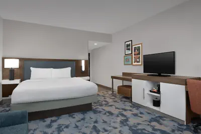 Photo 4 - Hampton Inn Kernersville