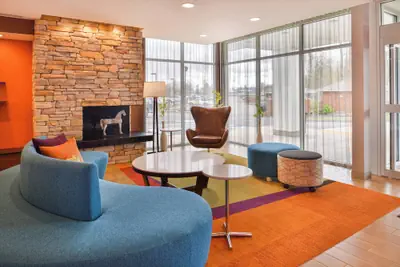 Photo 3 - Fairfield Inn & Suites by Marriott Eugene East/Springfield