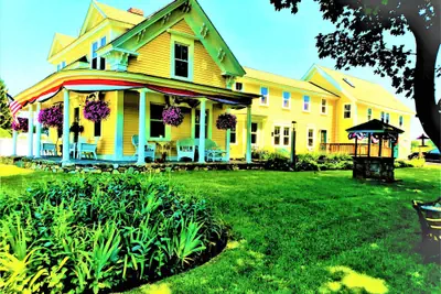 Photo 2 - The Elmere House Bed & Breakfast