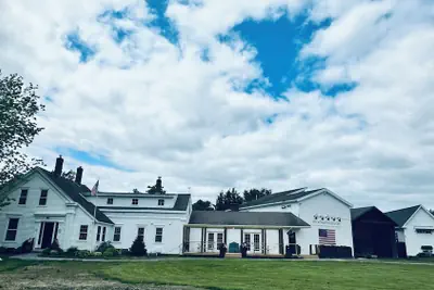 Photo 2 - The Orchard House: Inn & Cafe