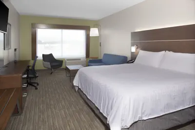 Photo 5 - Holiday Inn Express and Suites King George- Dahlgren by IHG